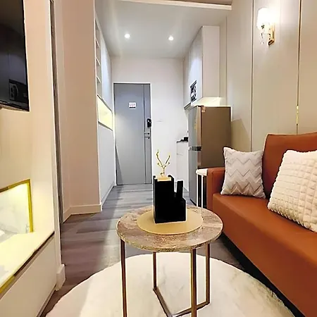 Chatuchak Modern Suite